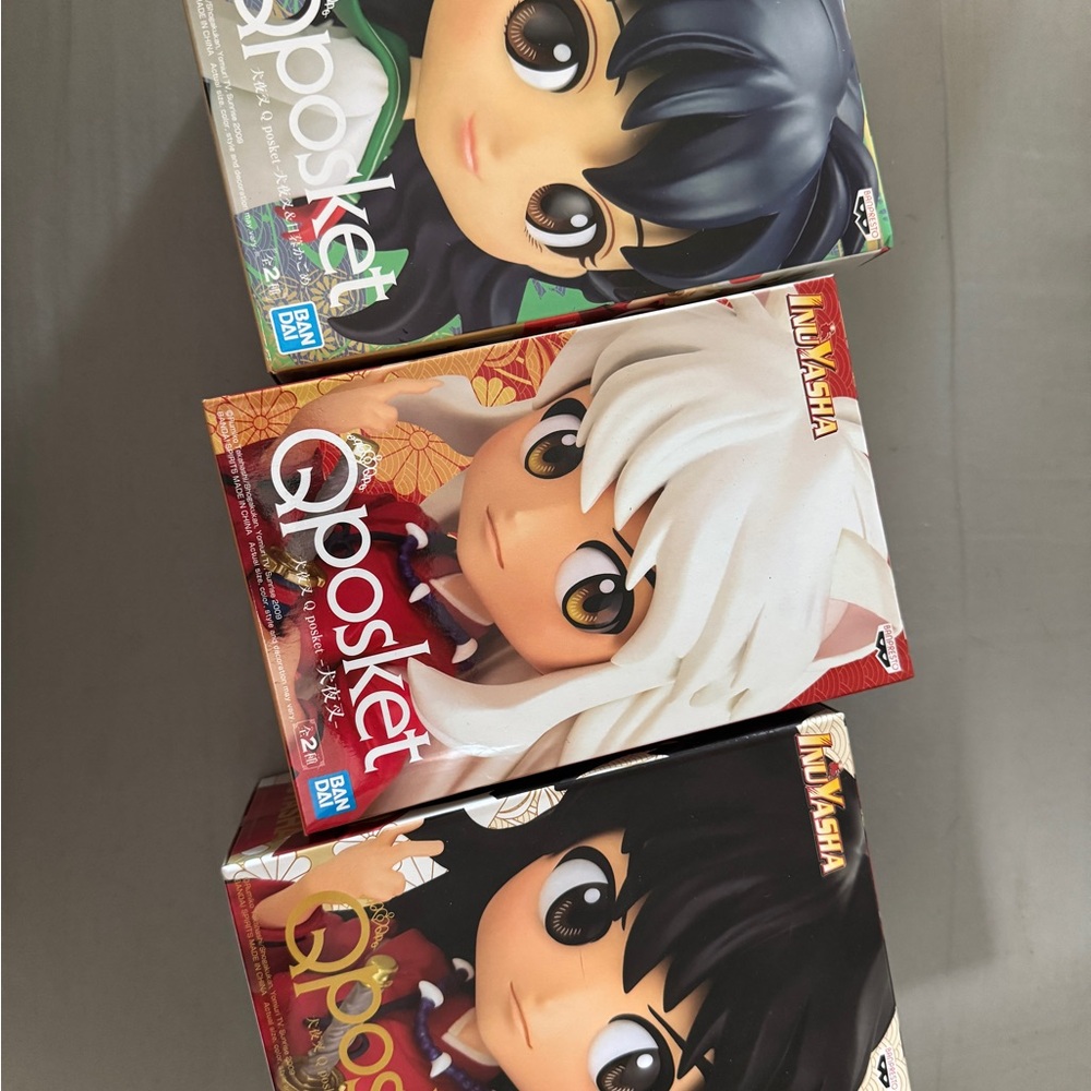 Qposket Fugurines